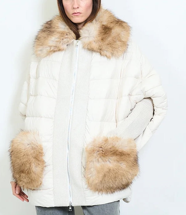 Women's down jacket with faux fur collar
