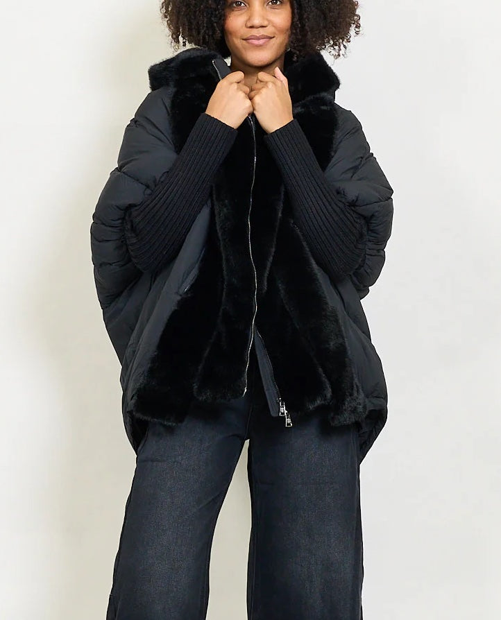 Piumino donna con cappuccio in pelliccia sintetica | Cappotto imbottito medio-lungo