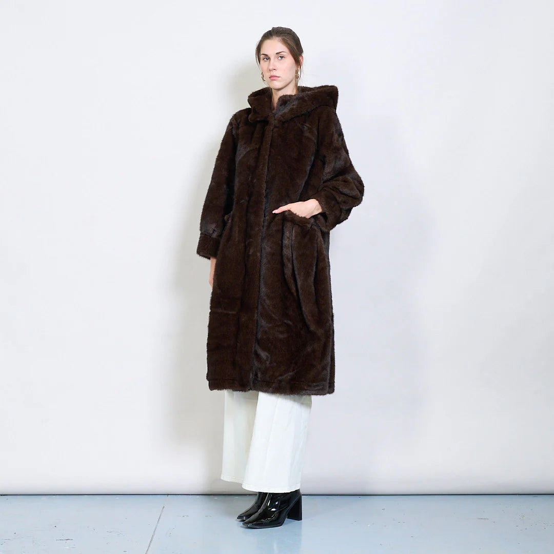 Long Faux Fur Coat with Hood – Warm and Elegant