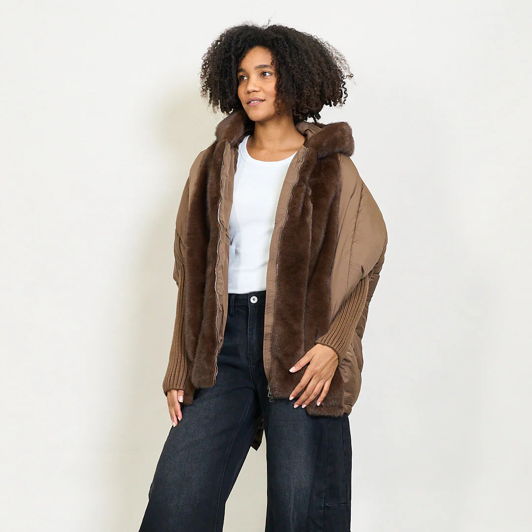 Piumino donna con cappuccio in pelliccia sintetica | Cappotto imbottito medio-lungo