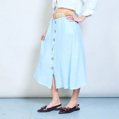 Gonna midi con bottoni frontali e linea svasata