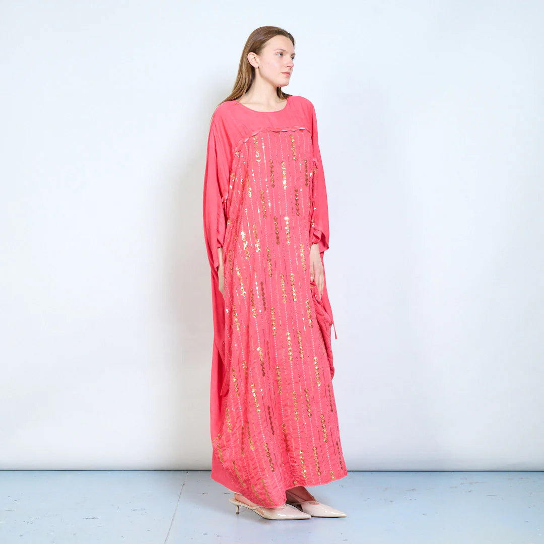 Abito lungo donna con paillettes decorative e vestibilità ampia