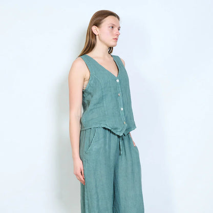 Gilet smanicato con scollo a V e bottoni frontali