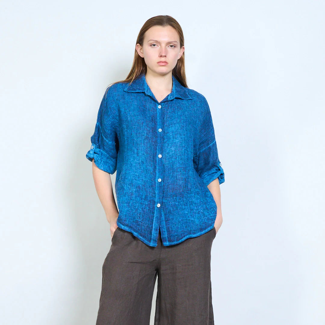 Camicia donna in lino con maniche arrotolabili e linea morbida
