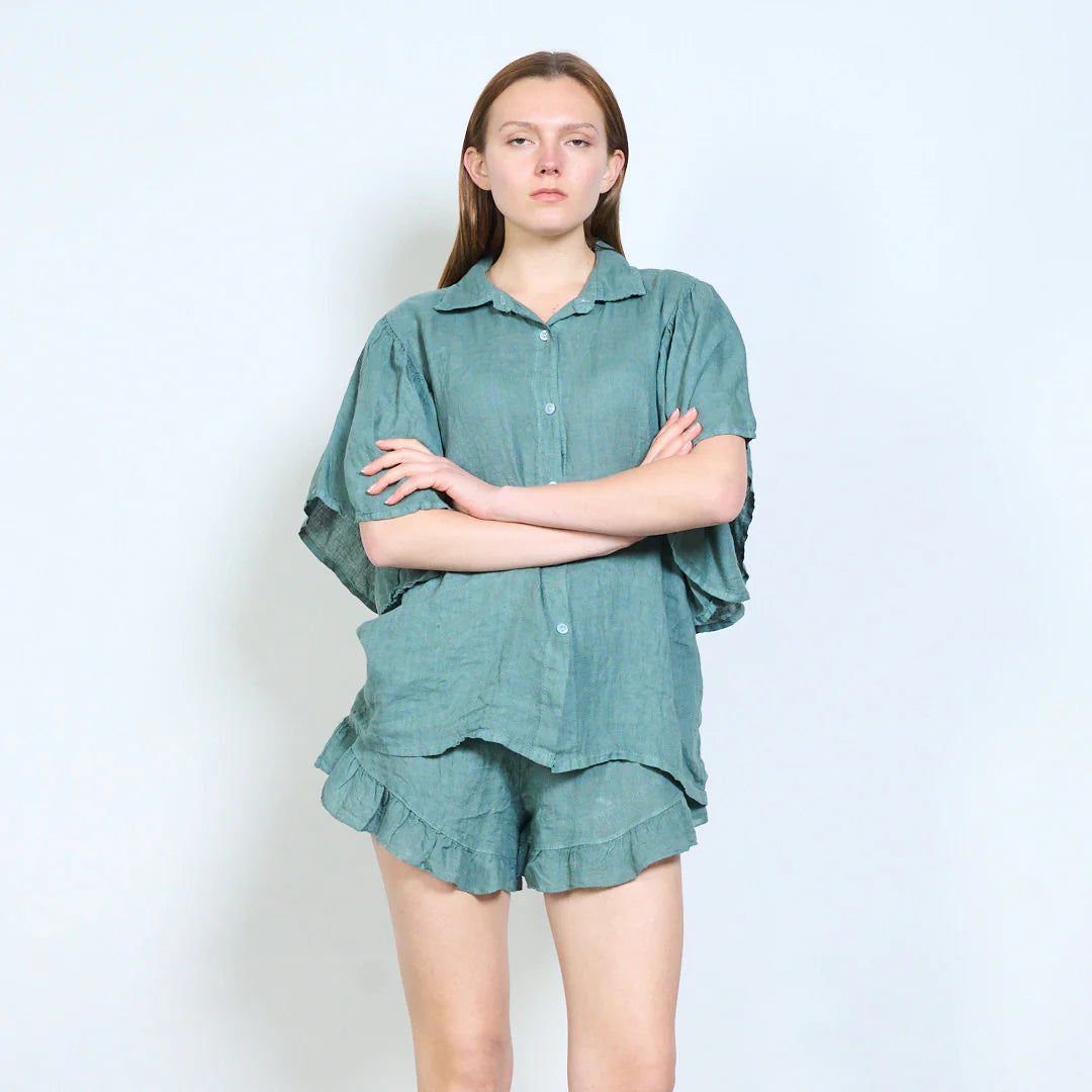 Camicia donna in lino con maniche ampie e taglio morbido