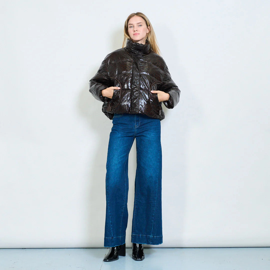 Women's Short Glossy-Effect Jacket with Leopard Print – Winter Trend